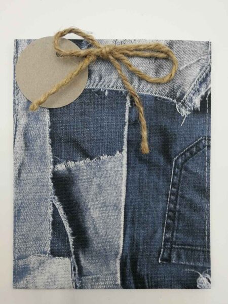 Pieni_lahjapussi_farkkusininen_kierratysmateriaali