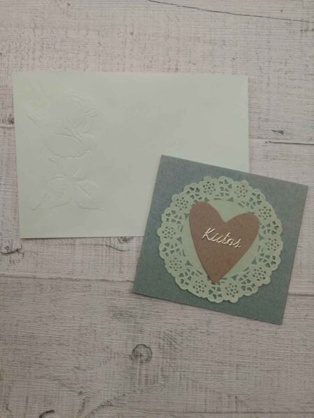 Kiitoskortti_kasintehty_vaaleanvihrea_kuori
