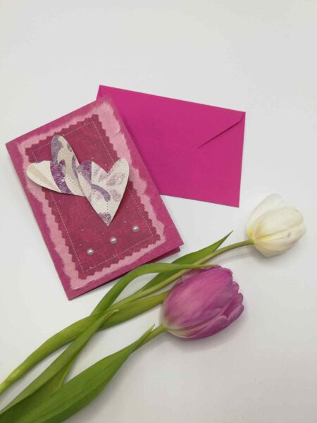 Kortti_kasintehty_Pinkki_kaksi_sydanta