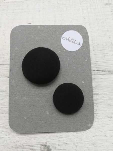 Nappipinssit, mustat